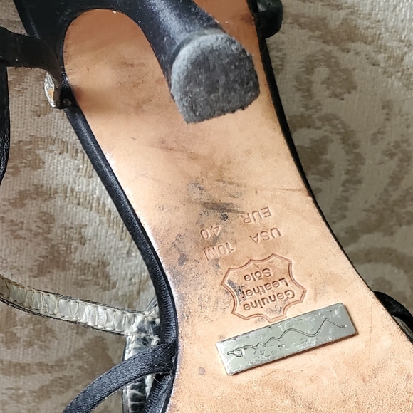 2 Pairs of Women's Heels - Picture 8 of 8